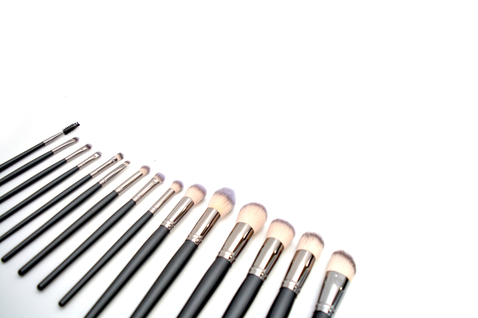 15-Piece Make Up Brush Set with Black Cylinder Case